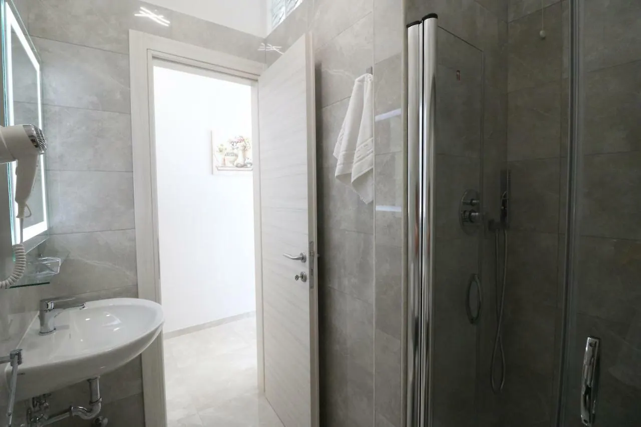 ** Guest house Affittacamere Vimercati 30 Rome Italy